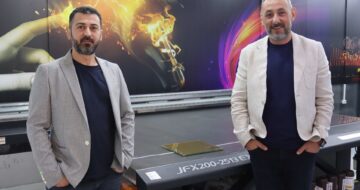 Lena Yapı çarpıcı dekoratif camları Mimaki baskı teknolojileriyle üretiyo image